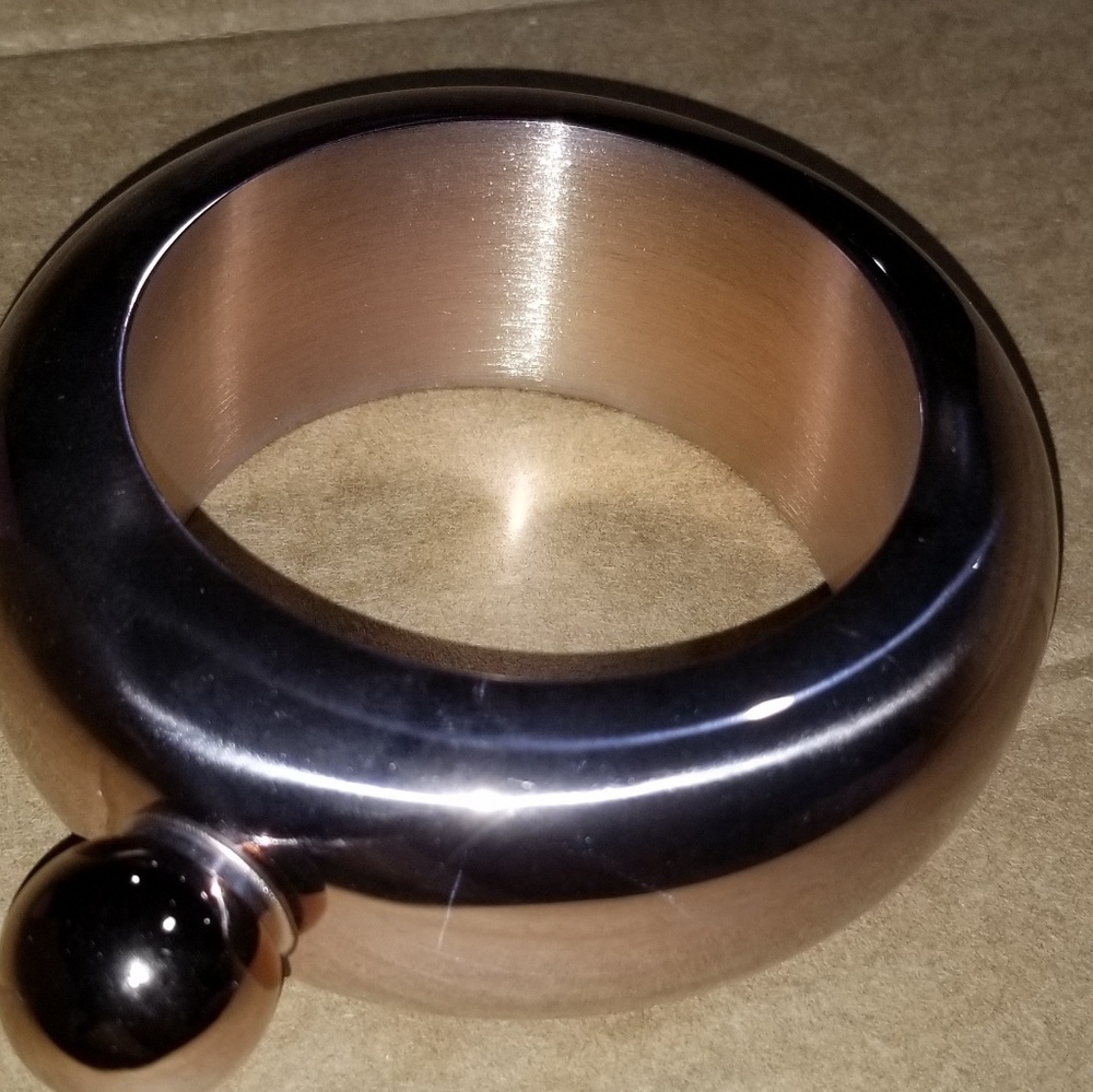 Flask bracelet - Picture 3 of 4